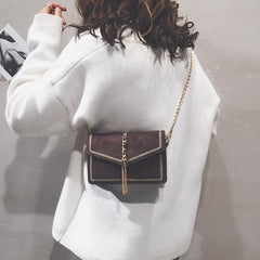 Velvet Style Chain Sling Bag [Pre-Order] Color: Brown/Black/Gray/Red 581899823366#3890100420668