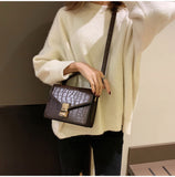 Retro Style Texture Shoulder Bag [Pre-Order] Color: Brown/Black/Green/Red