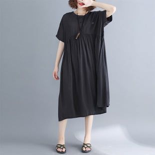 Plus-Size Loose Waist Pleated Dress