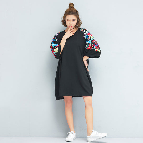 Oversize Embroidry Top Dress
