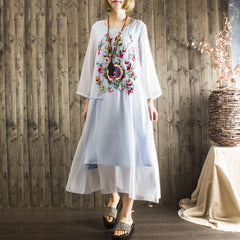CNY Oversized Retro Floral Embroidered Dress [Pre-Order] Color: Blue/Purple/White/Black - Size: L-2XL 557806337288#3626817562343 557806337288#3626817562344 557806337288#3626817562345