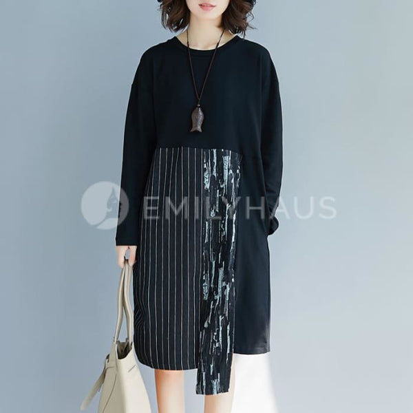 Vertical Stripes Split Hem Long Sleeve Dresses [Pre-Order] Color: Black/gray - One Size / Black